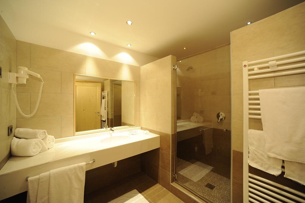 Hotel Belvedere Wellness & Family Baselga di Pinè Екстериор снимка