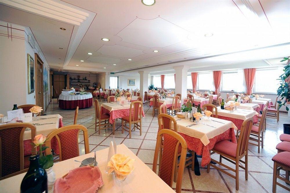 Hotel Belvedere Wellness & Family Baselga di Pinè Екстериор снимка
